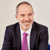 a head shot of Rob Webster