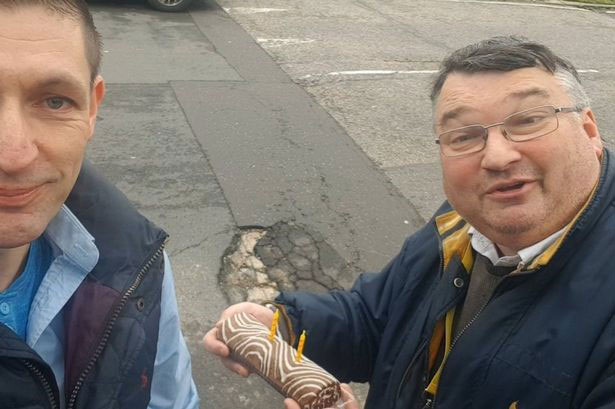 Worthing Lib Dem Councillors hold second birthday party for a pothole