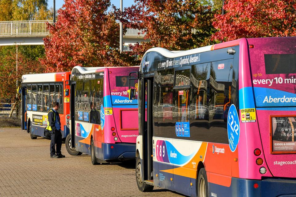 Public-transport-buses-Aberdare 